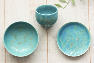 「沖縄南の島陶芸工房」で素敵な「やちむん」をウエディングギフト＆お土産に！