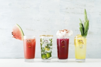 京都「SOUR」×「ESTINATE HOTEL沖縄那覇」地元のフレッシュフルーツで作る特製SOURと晩夏を楽しむ、“沖縄サワーガーデン”を期日限定開催！